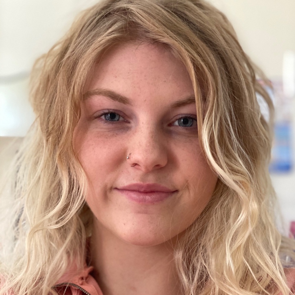 Meet your Posher, Jillian